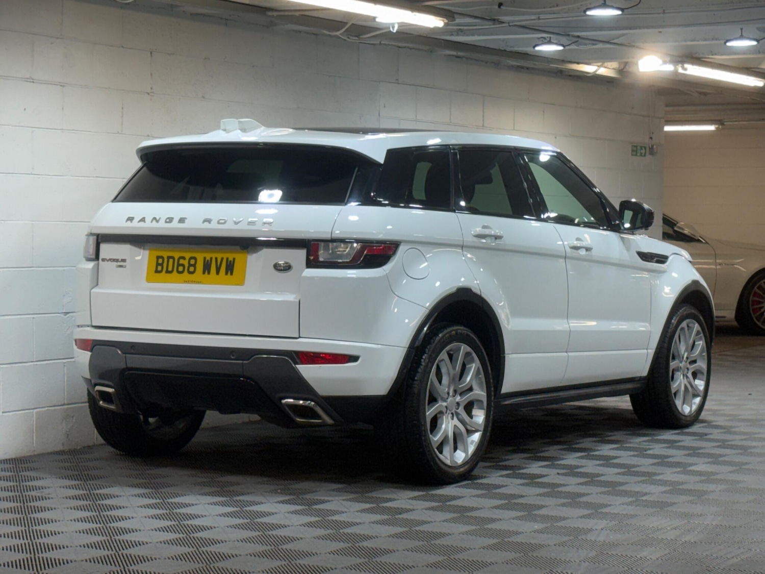 Used Land Rover Range Rover Evoque 2018 for sale - 78046711: Photo 4