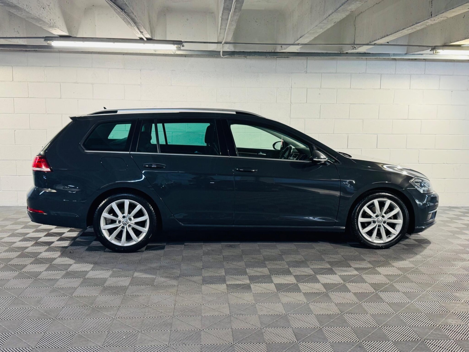 Used Volkswagen Golf 2020 for sale - 76099223: Photo 5