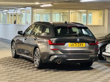 Used BMW 3 Series 2021 for sale - 76991709: Photo