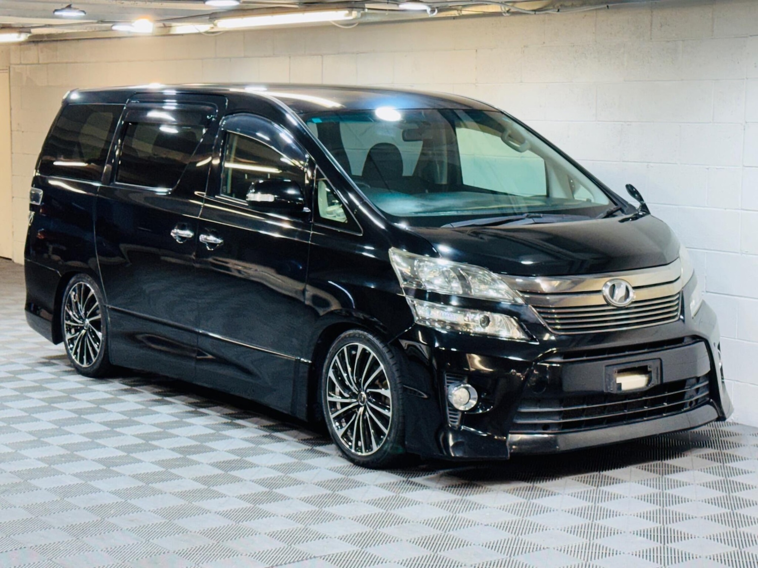Used Toyota Vellfire for sale - 77351713: Photo 14