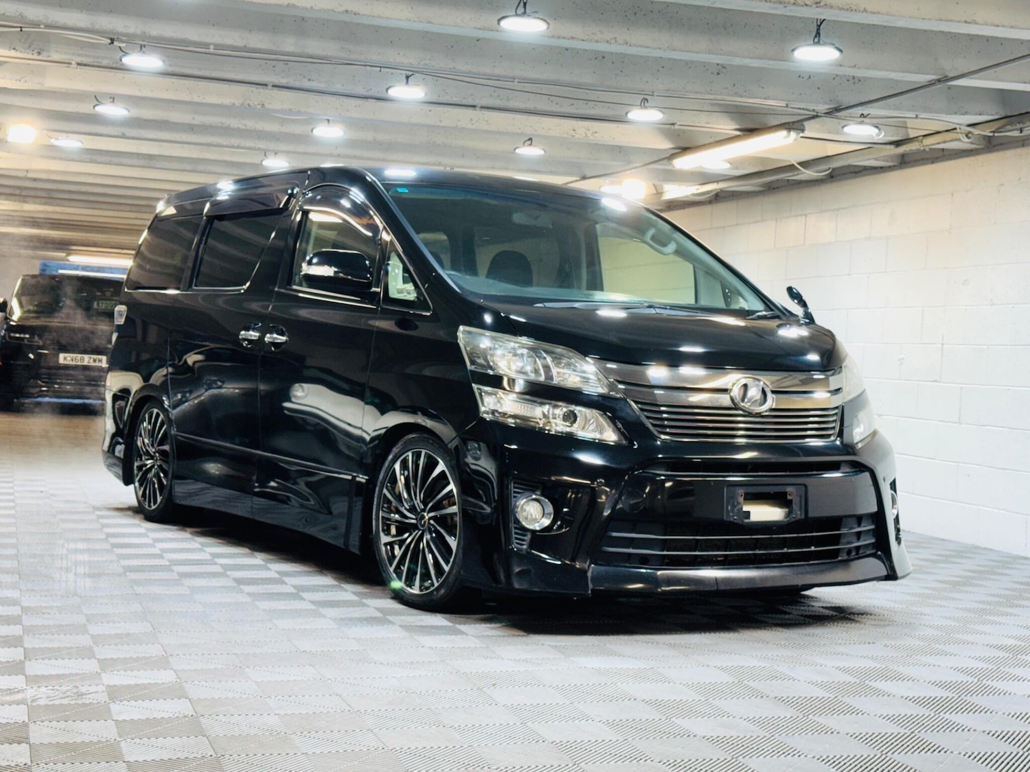 Used Toyota Vellfire for sale - 77351713: Photo 16