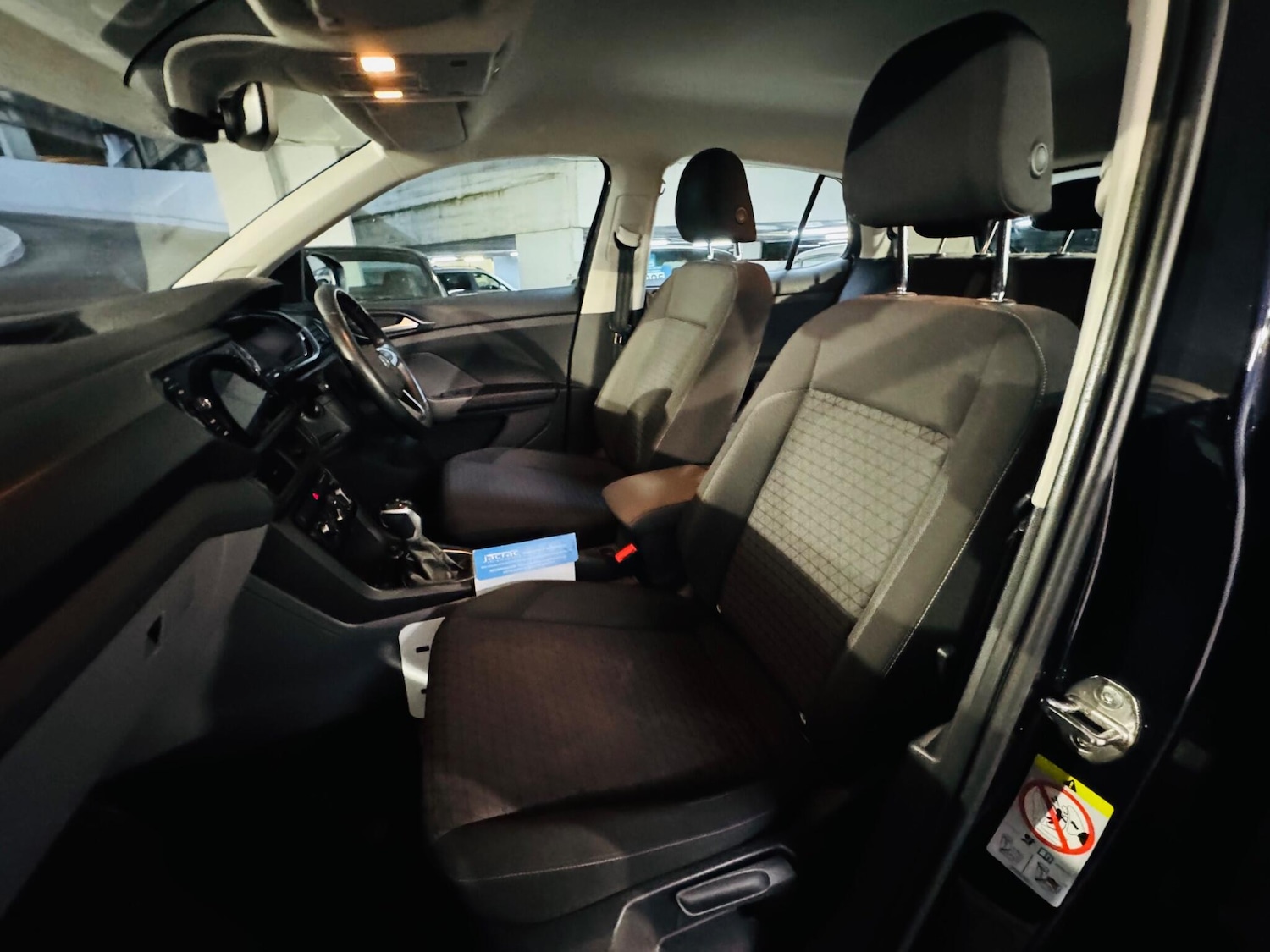 Used Volkswagen T-Cross 2019 for sale - 76619755: Photo 9