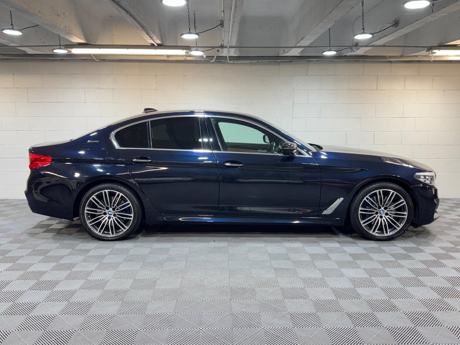 Used BMW 5 Series 2018 for sale - 77838712: Photo 5