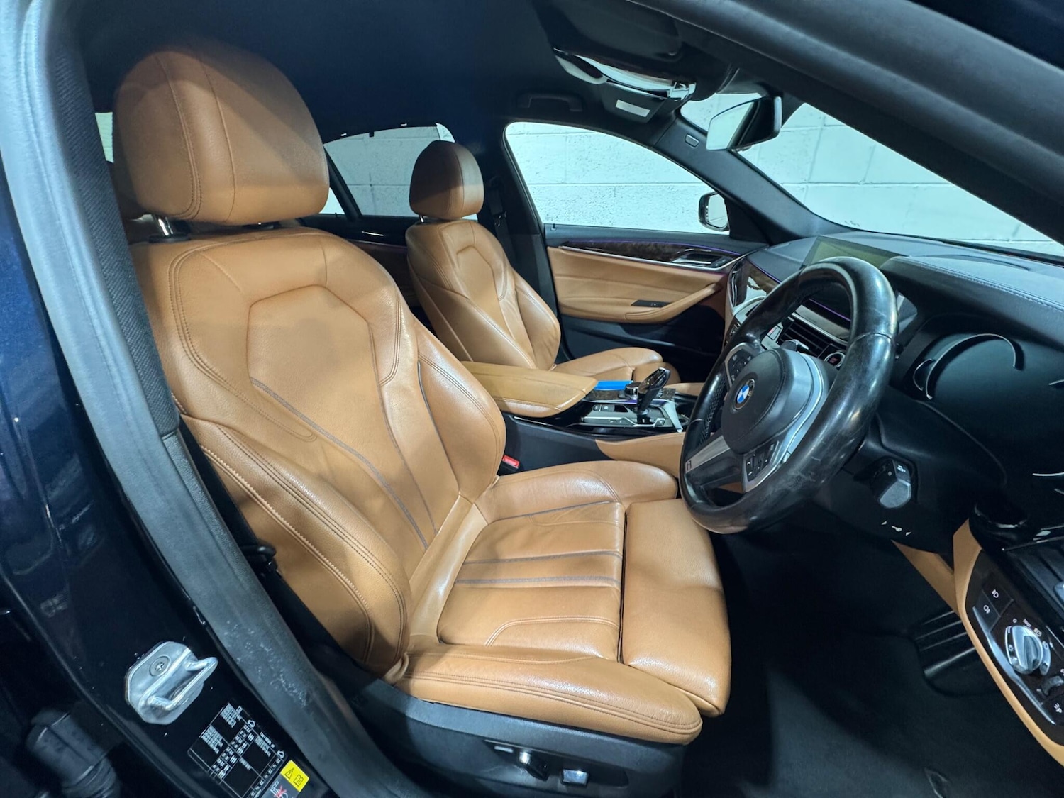 Used BMW 5 Series 2018 for sale - 77838712: Photo 8