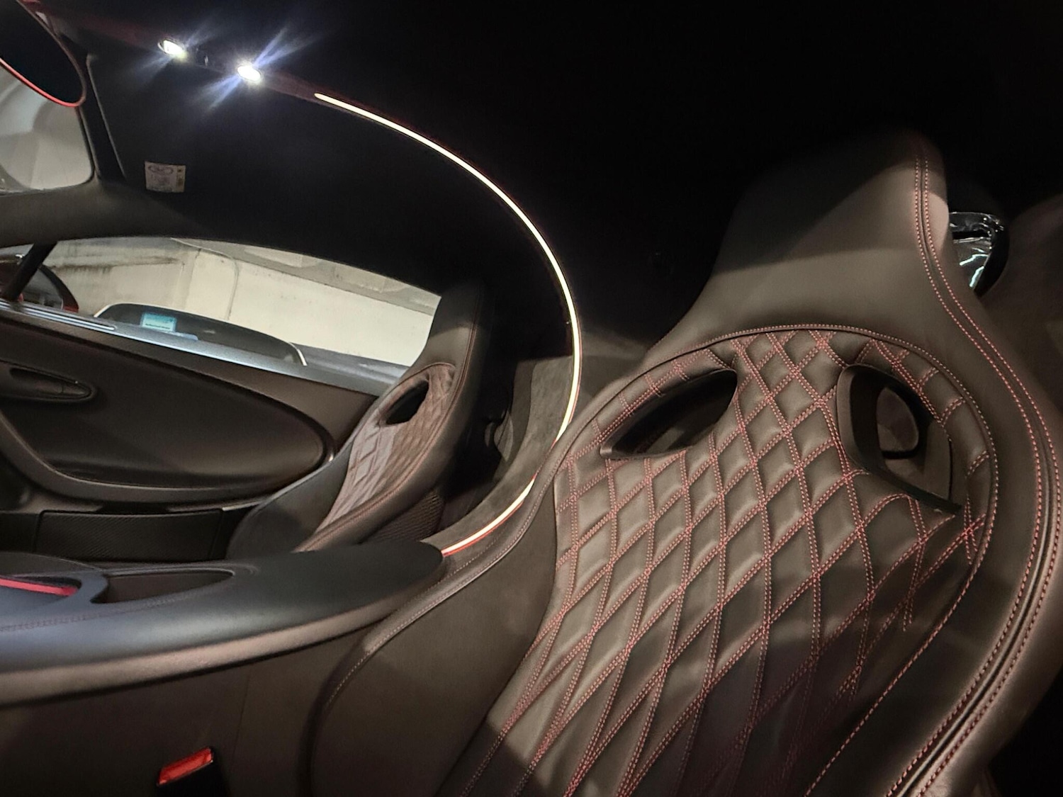 Used Bugatti Chiron for sale - 76988582: Photo 13