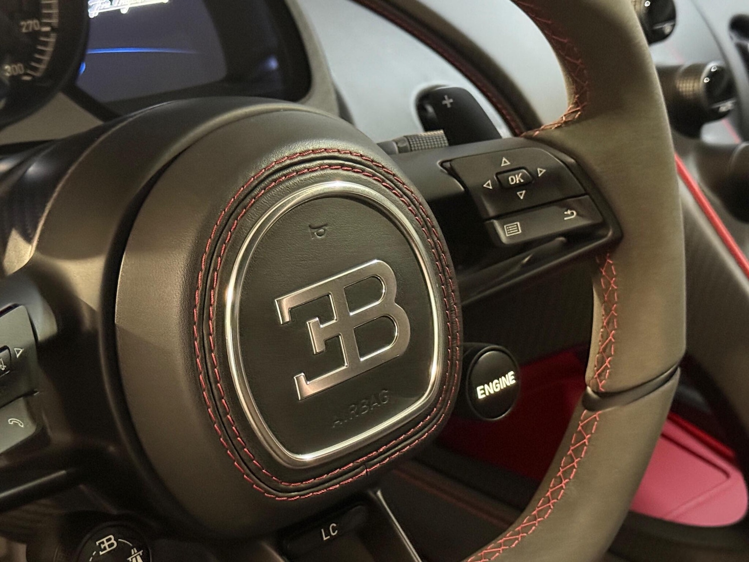 Used Bugatti Chiron for sale - 76988582: Photo 14