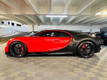 Used Bugatti Chiron 2022 for sale - 76988582: Photo