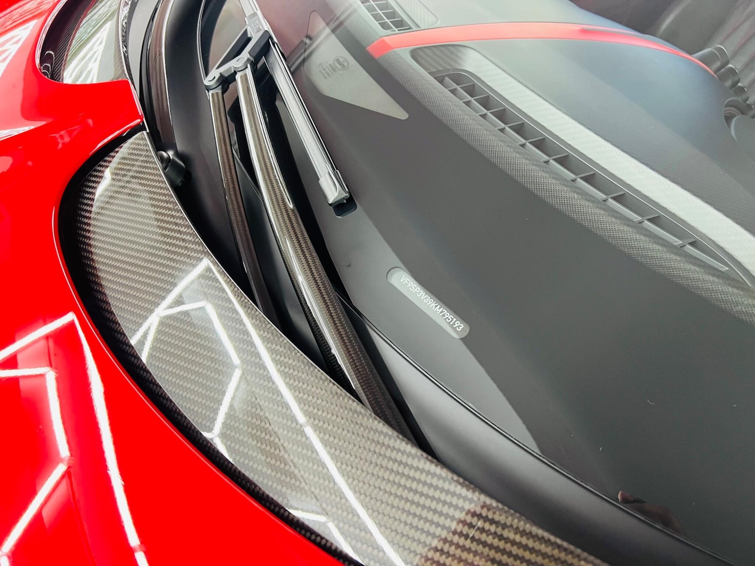 Used Bugatti Chiron for sale - 76988582: Photo 32