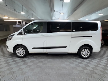 Used Ford Tourneo Custom 2020 for sale - 78244500: Photo