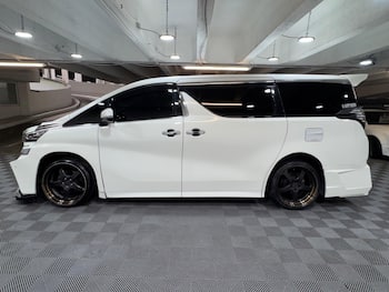Used Toyota Vellfire 2016 for sale - 79576936: Photo