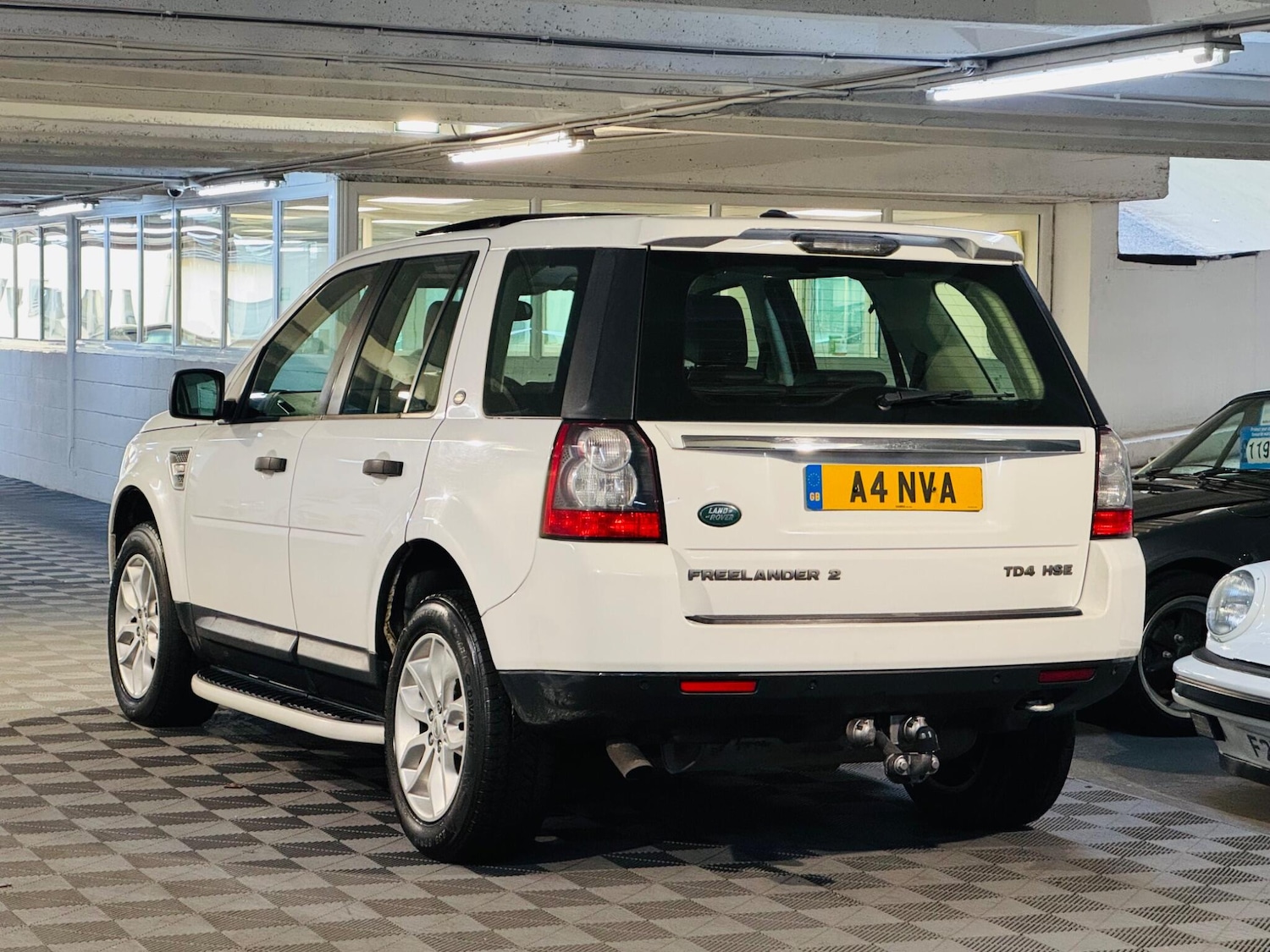 Used Land Rover Freelander 2 2011 for sale - 76381023: Photo 3