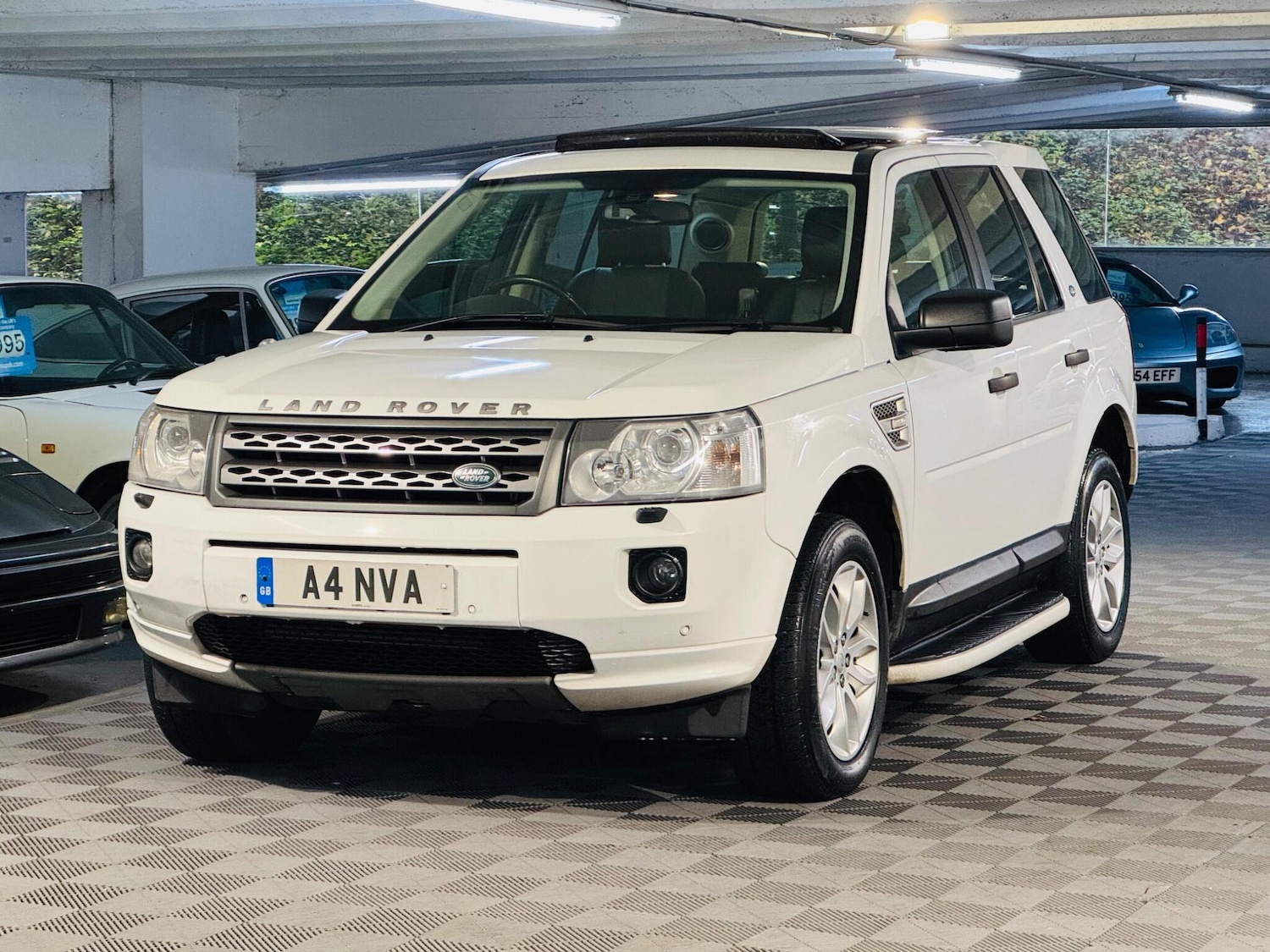 Used Land Rover Freelander 2 2011 for sale - 76381023: Photo 6