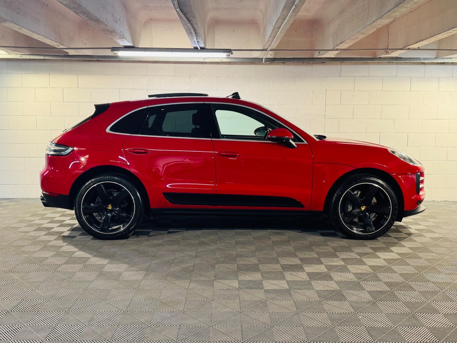 Used Porsche Macan 2019 for sale - 76613404: Photo 5