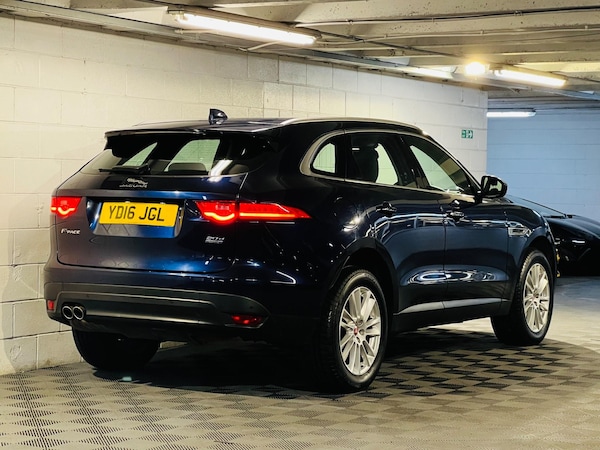 Used Jaguar F-Pace 2016 for sale - 73917333: Photo 4