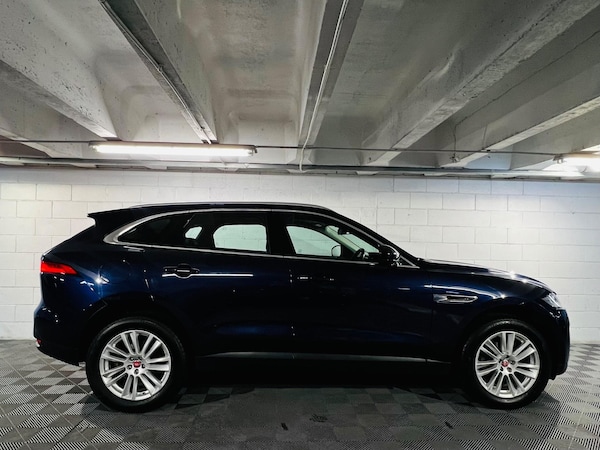 Used Jaguar F-Pace 2016 for sale - 73917333: Photo 5
