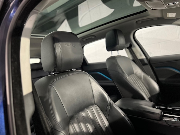 Used Jaguar F-Pace 2016 for sale - 73917333: Photo 8