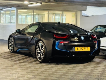 Used BMW i8 2015 for sale - 75904930: Photo