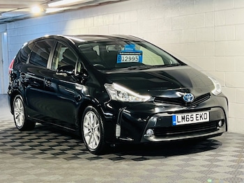 Used Toyota Prius+ 2015 for sale - 76995171: Photo