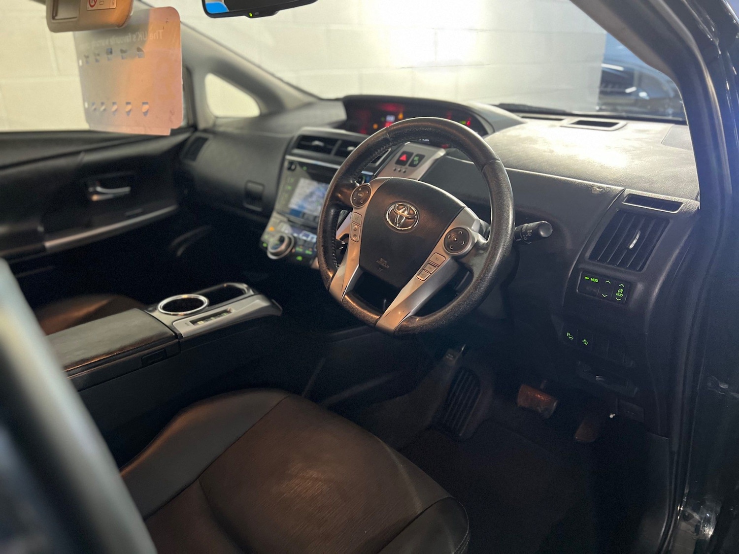 Used Toyota Prius+ 2015 for sale - 76995171: Photo 8