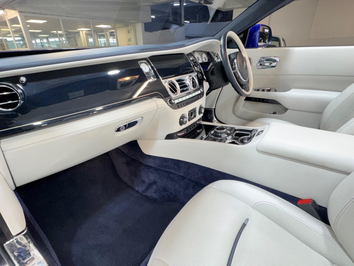 Used Rolls-Royce Silver Dawn 2017 for sale - 77426118: Photo 11