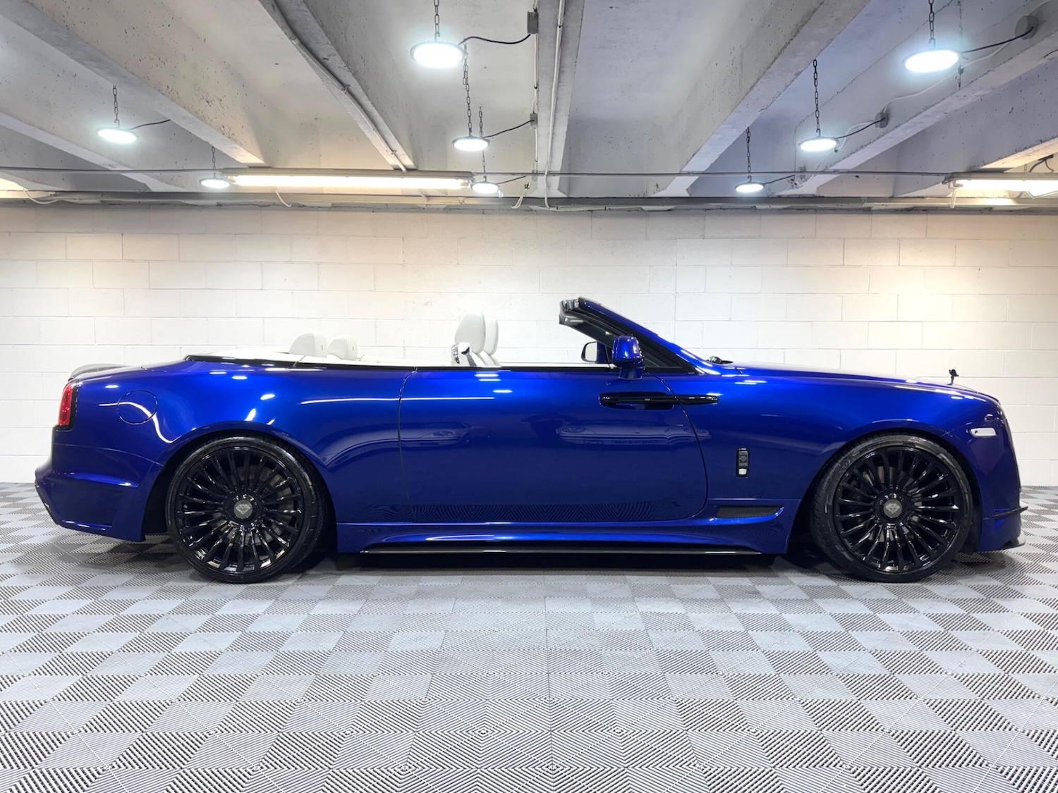 Used Rolls-Royce Silver Dawn 2017 for sale - 77426118: Photo 5