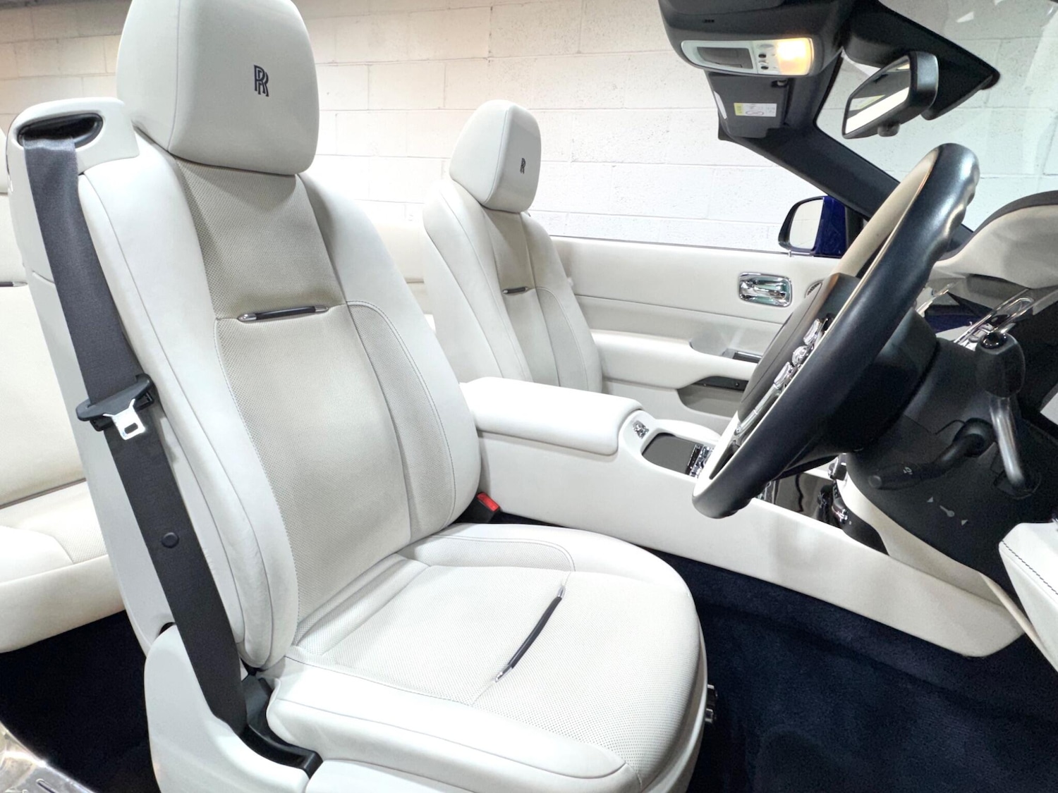 Used Rolls-Royce Silver Dawn 2017 for sale - 77426118: Photo 8