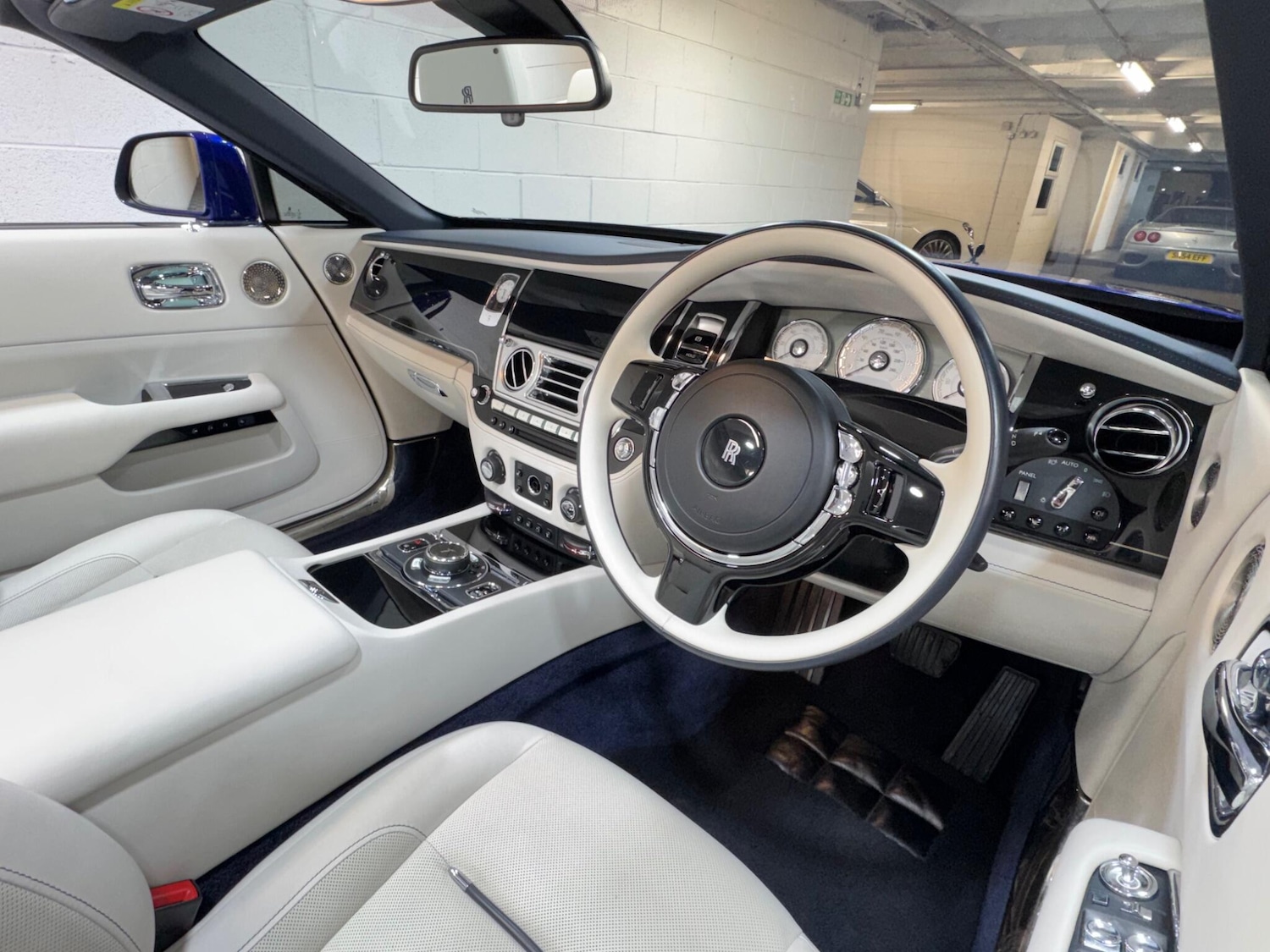 Used Rolls-Royce Silver Dawn 2017 for sale - 77426118: Photo 9