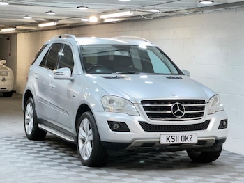 Used Mercedes-Benz M Class 2011 for sale - 77722532: Photo