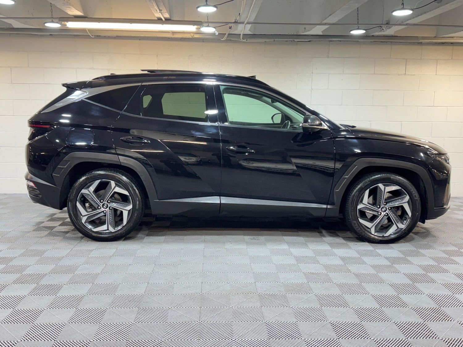 Used Hyundai TUCSON 2022 for sale - 77440070: Photo 2