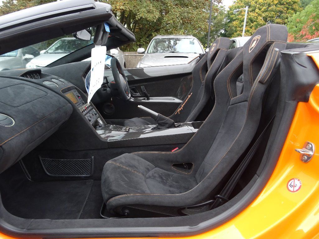 Used Lamborghini Gallardo 2014 for sale - 76988222: Photo 8