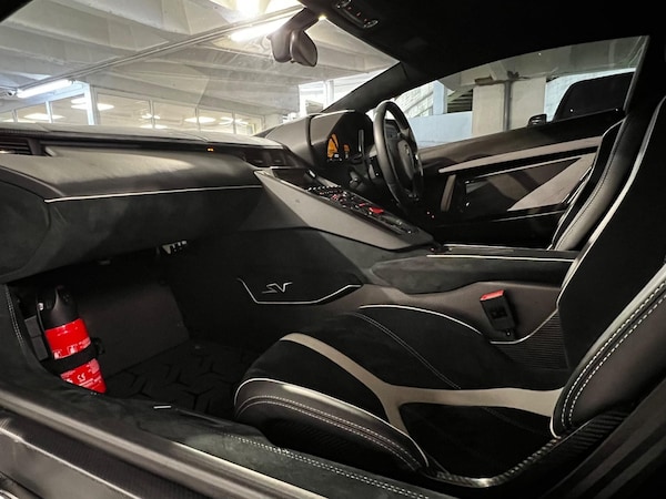 Used Lamborghini Aventador 2017 for sale - 74508537: Photo 10