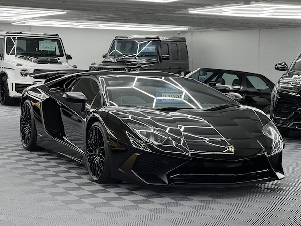 Used Lamborghini Aventador 2017 for sale - 74508537: Photo 6
