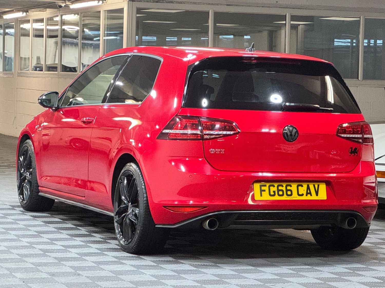 Used Volkswagen Golf for sale - 77853087: Photo 3