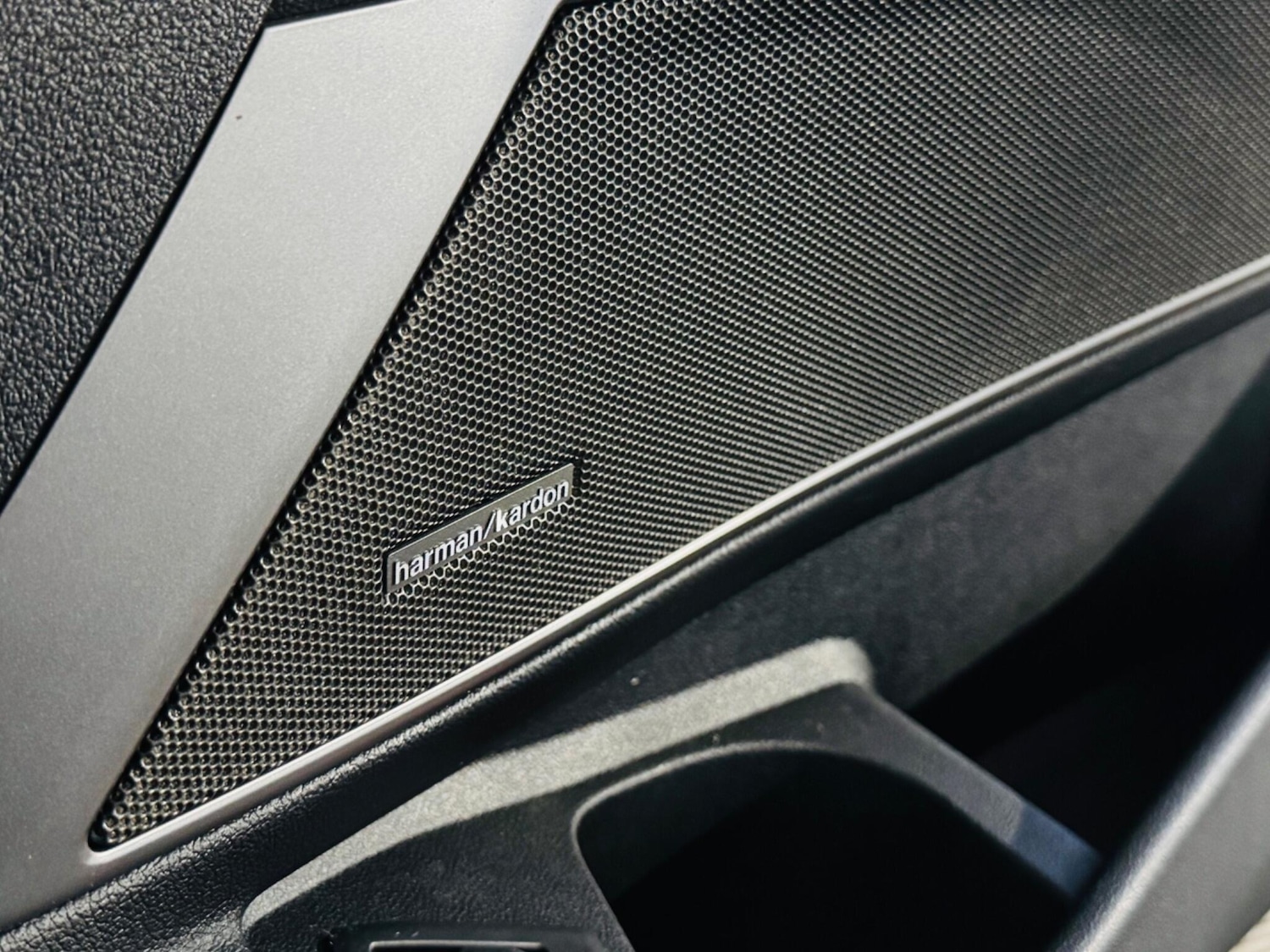 Used BMW 3 Series 2021 for sale - 76988405: Photo 28