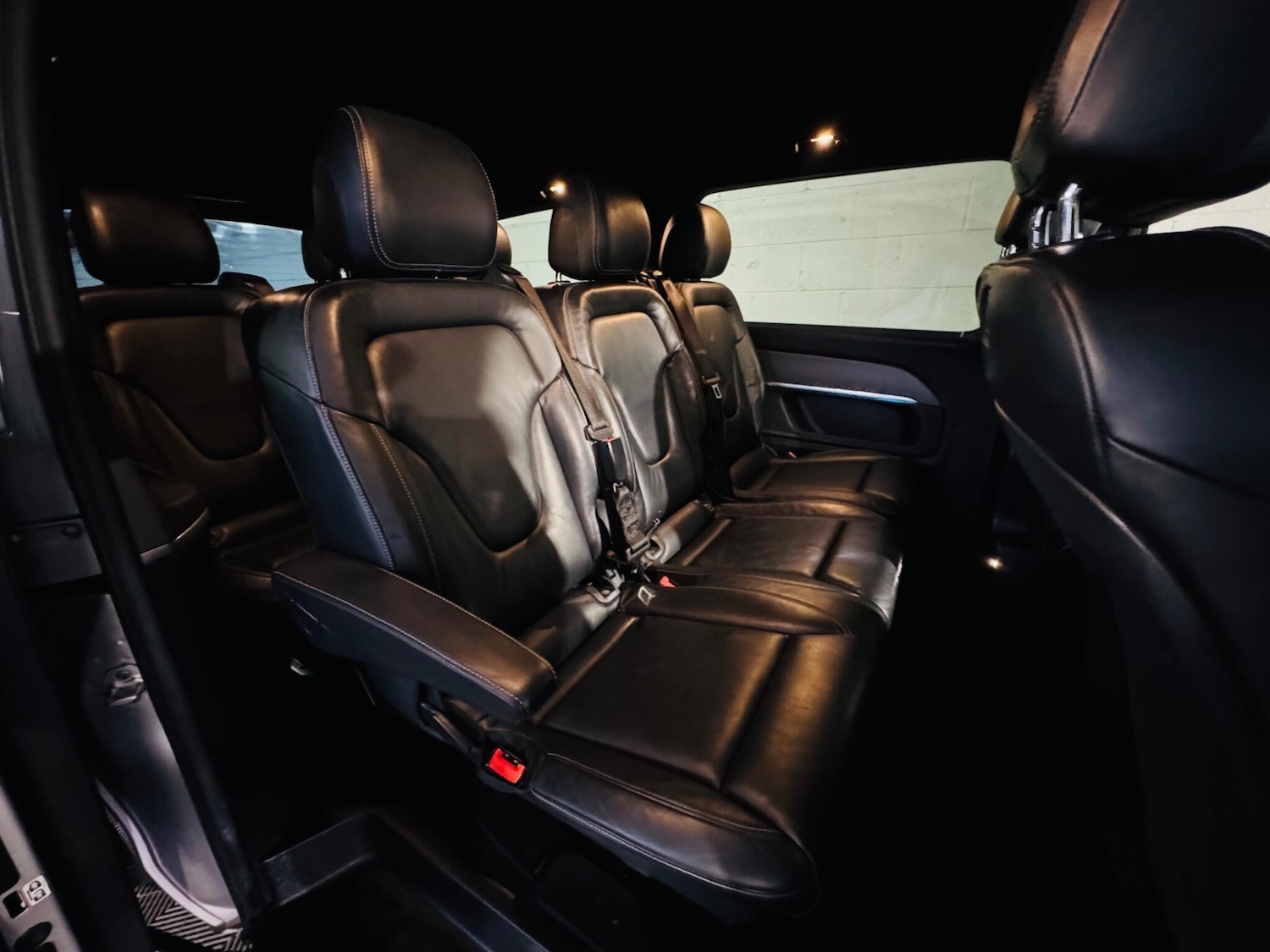 Used Mercedes-Benz V-Class 2017 for sale - 76988615: Photo 12