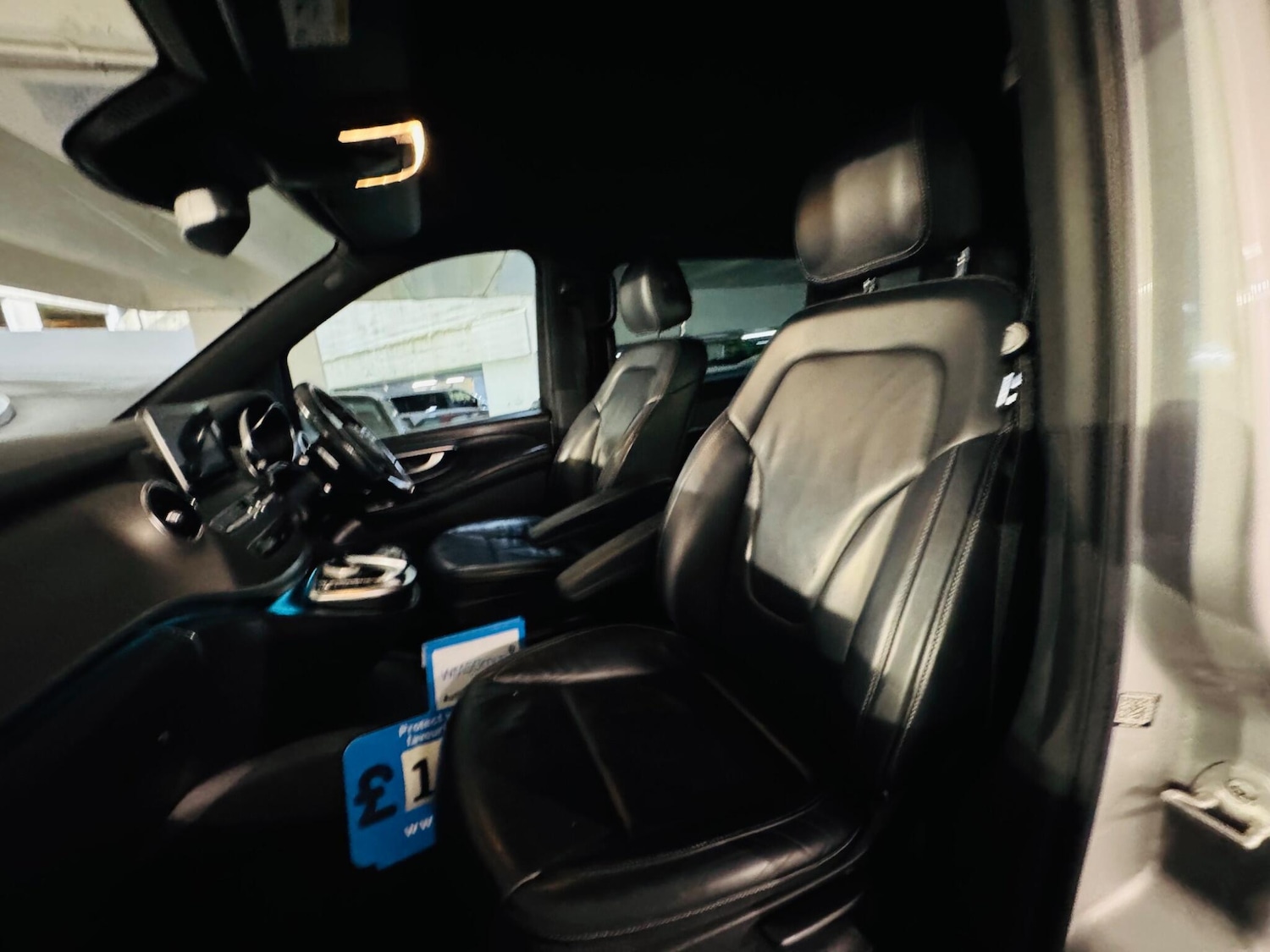 Used Mercedes-Benz V-Class 2017 for sale - 76988615: Photo 9