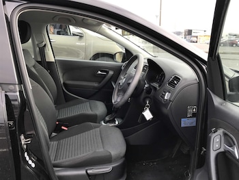 Used Volkswagen Polo 2015 for sale - 78822583: Photo