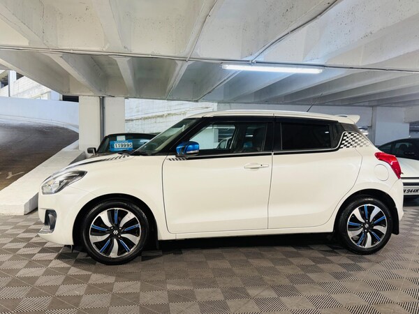Used Suzuki Swift 2017 for sale - 76283648: Photo 2