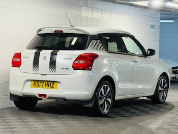 Used Suzuki Swift 2017 for sale - 76283648: Photo