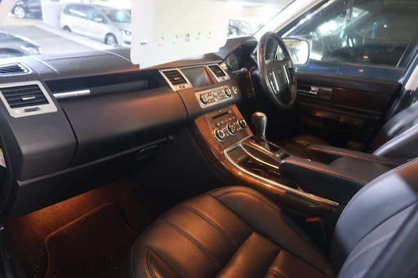 Used Land Rover Range Rover Sport 2011 for sale - 73916689: Photo 10