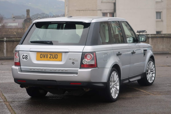 Used Land Rover Range Rover Sport 2011 for sale - 73916689: Photo 3