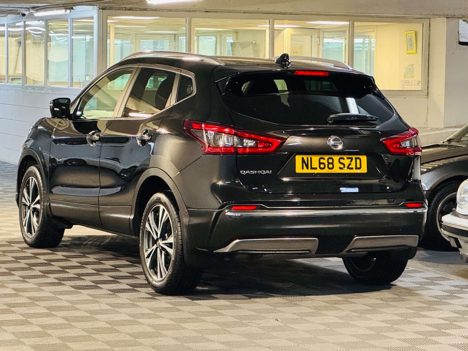 Used Nissan Qashqai 2018 for sale - 76612722: Photo 3
