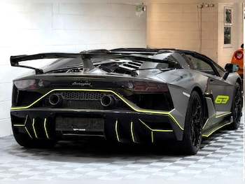 Used Lamborghini Aventador 2021 for sale - 79472281: Photo