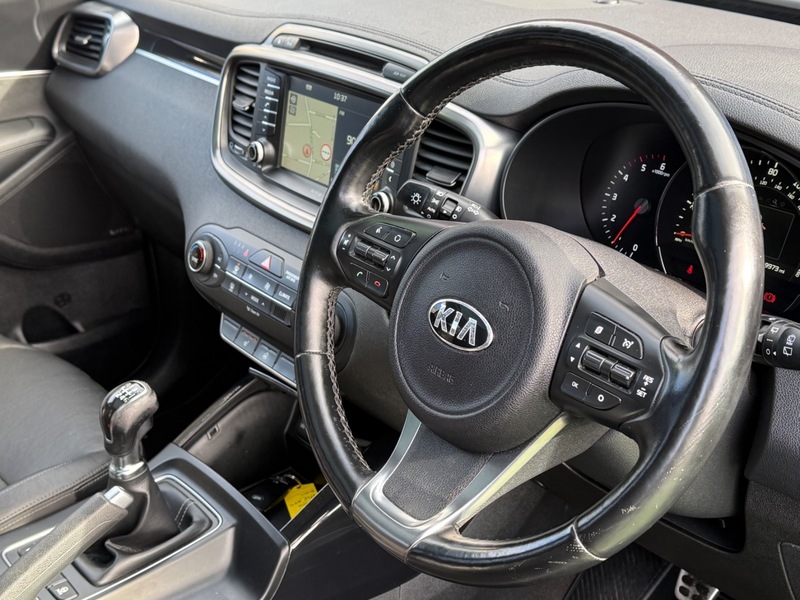 Used Kia Sorento 2016 for sale - 77704179: Photo 2