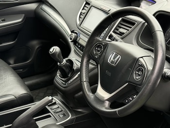 Used Honda CR-V 2017 for sale - 78469595: Photo
