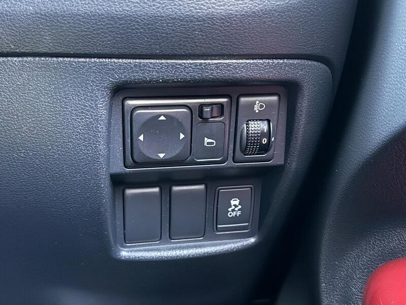 Used Nissan Juke 2011 for sale - 78196716: Photo 6