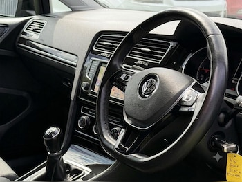 Used Volkswagen Golf 2015 for sale - 79360267: Photo