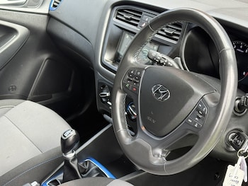 Used Hyundai i20 2017 for sale - 78273743: Photo