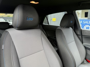 Used Hyundai i20 2017 for sale - 78273743: Photo