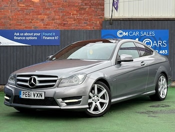 Used Mercedes-Benz C Class 2011 for sale - 77342367: Photo